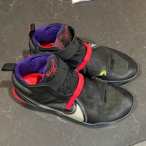 Nike Mens Kobe Ad NXT Basketball Shoes - Off Noir/Clear, Size 11.0